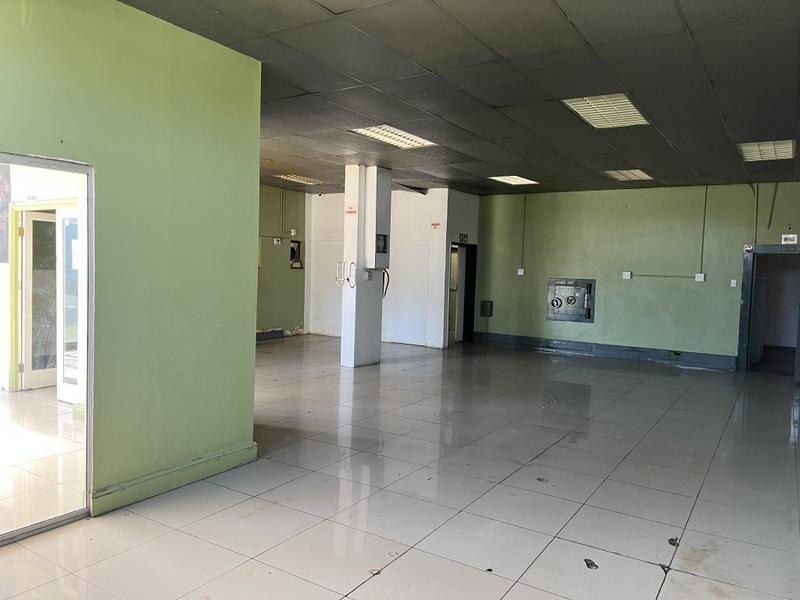To Let Commercial Property for Rent in Paarden Eiland Western Cape